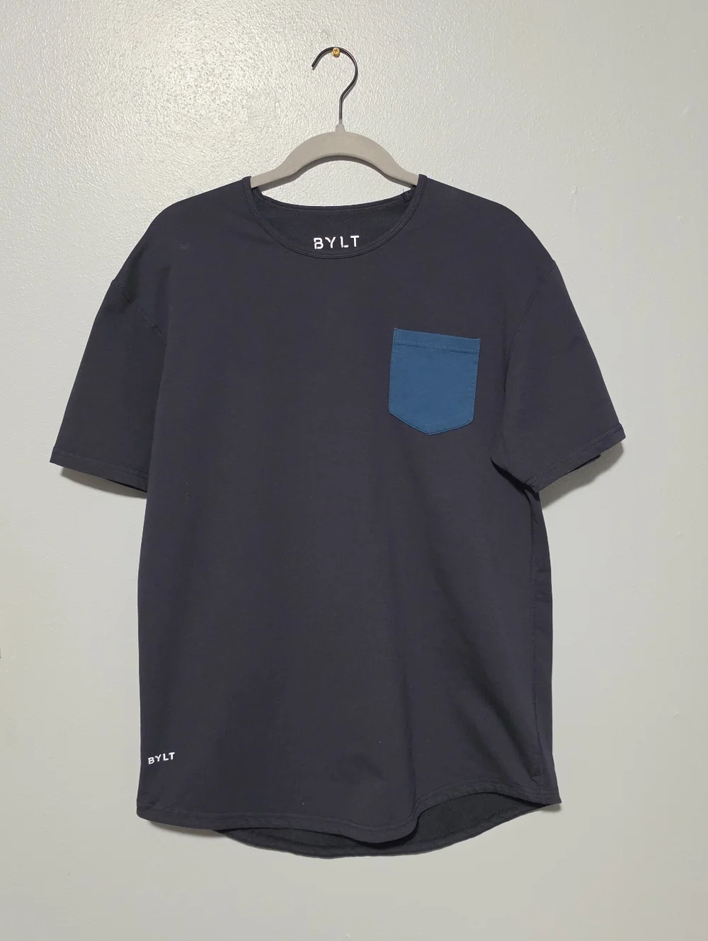 BYLT T Shirt Mens Large Black Blue Pocket Tee Athleisure Minimalist Gym Workout